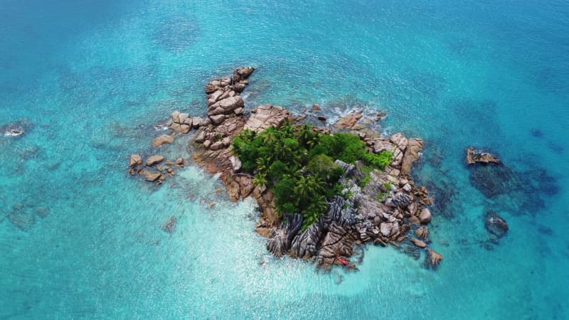 7 Must-See Islands in Seychelles with The Moorings