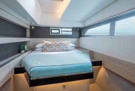 Moorings 5000 cabin