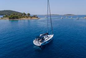 Moorings 44.4 – 4 cabin