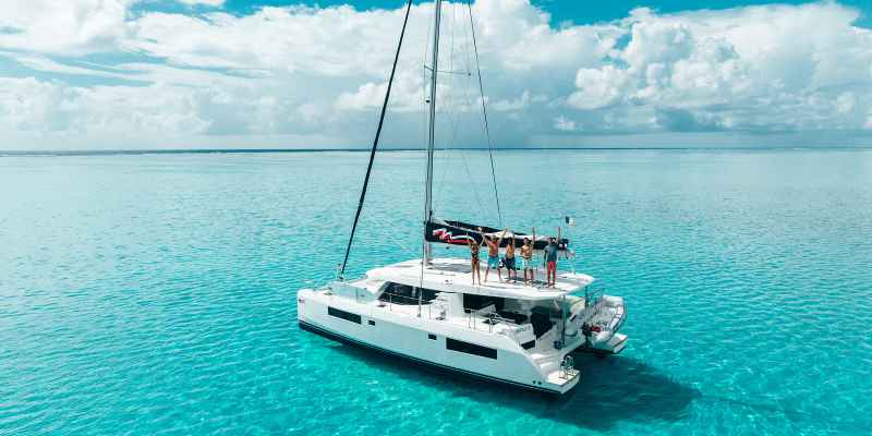 6 Stunning Beaches to Visit on a Tahiti Sailing Holiday 